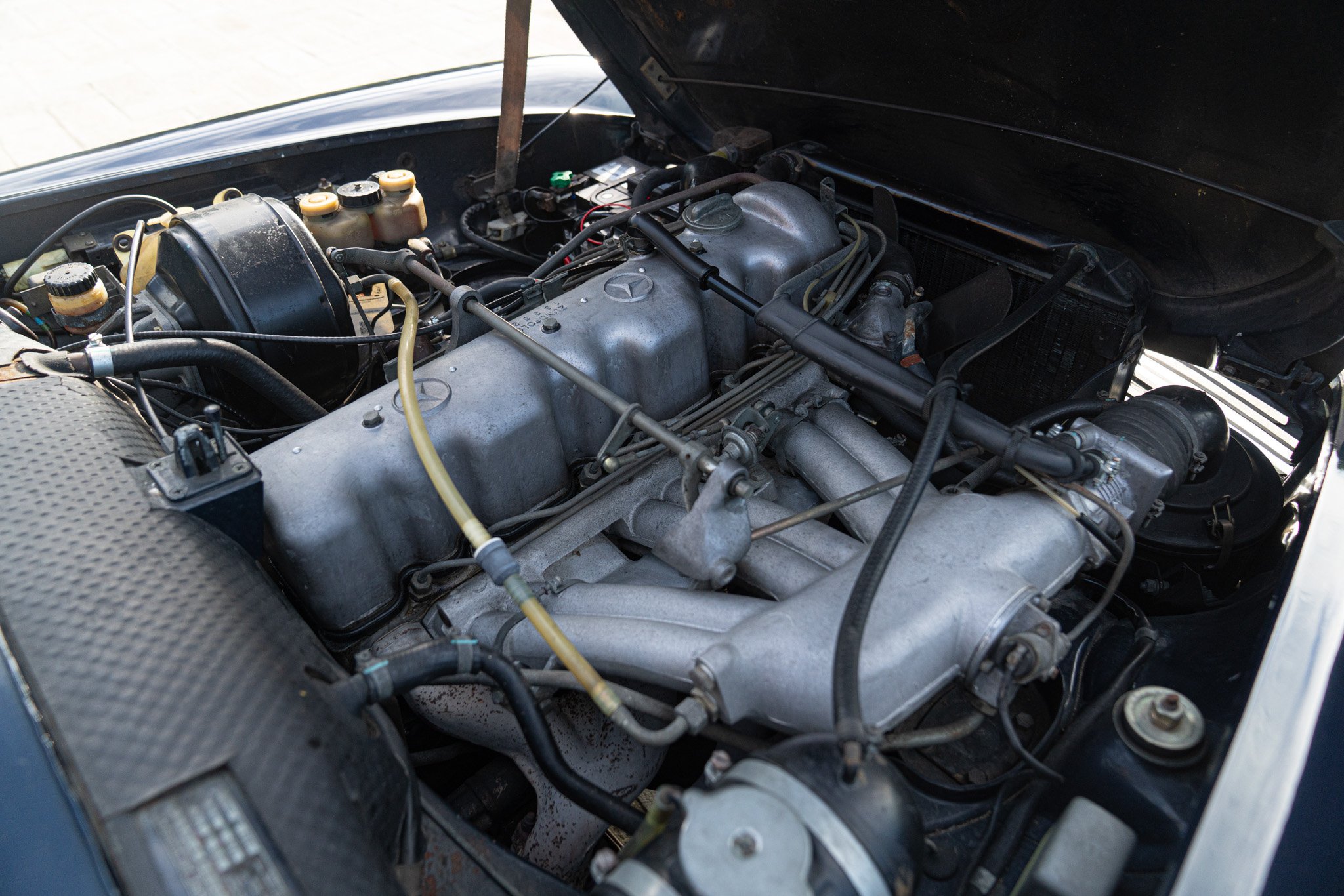 Mercedes Benz 280 SL 
