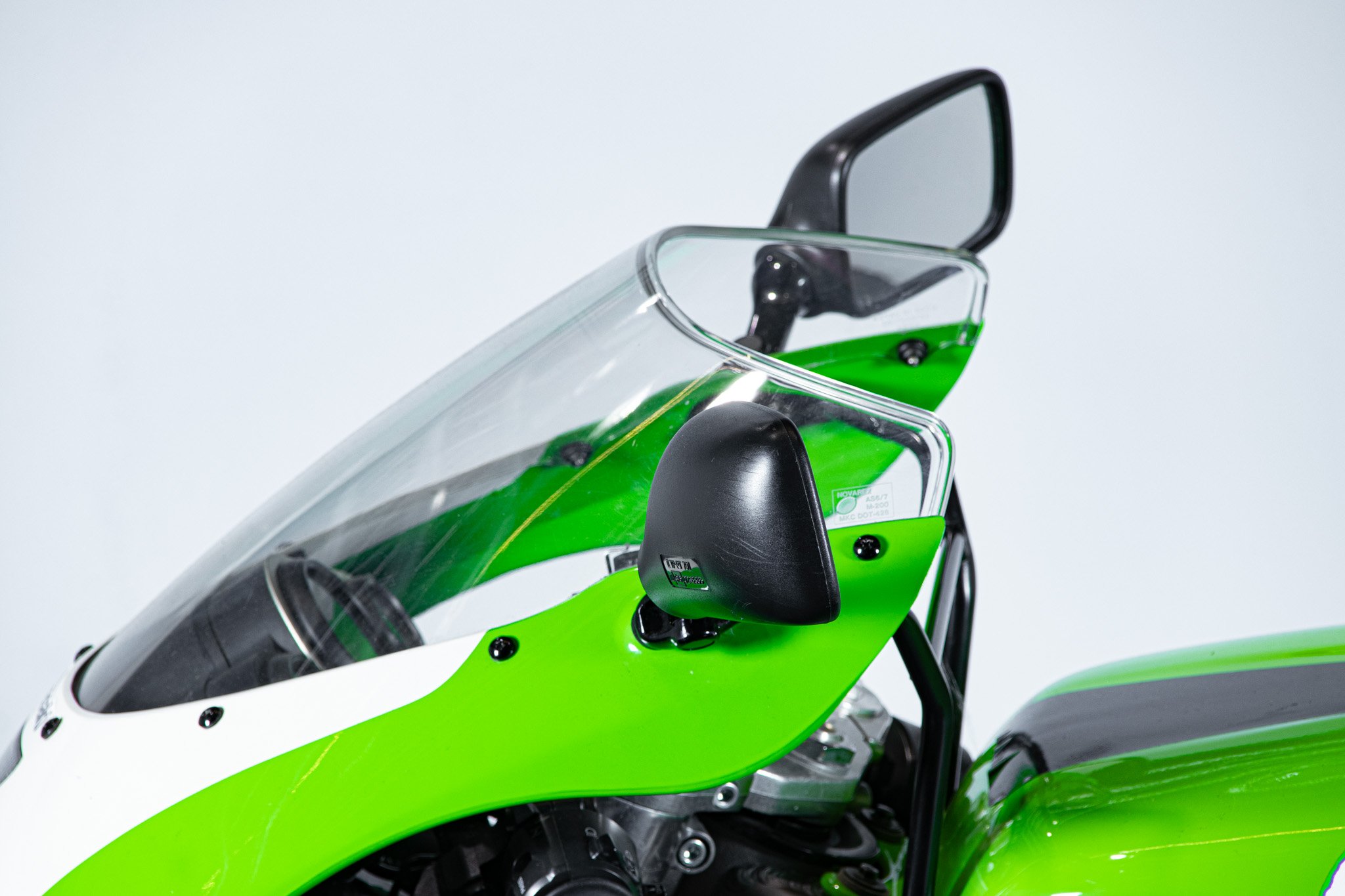 Kawasaki ZX-7RR 