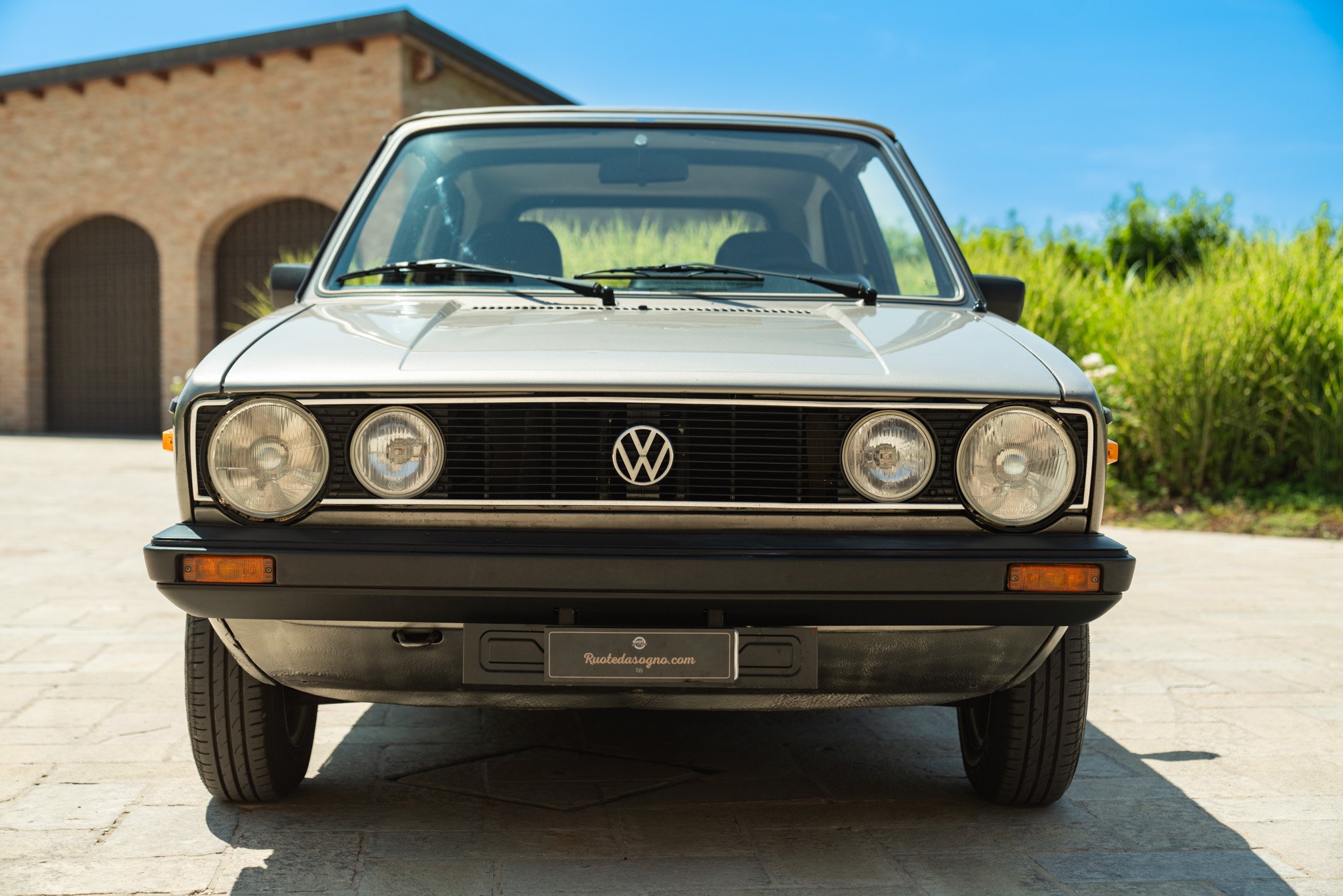 Volkswagen GOLF MK1 CABRIOLET 
