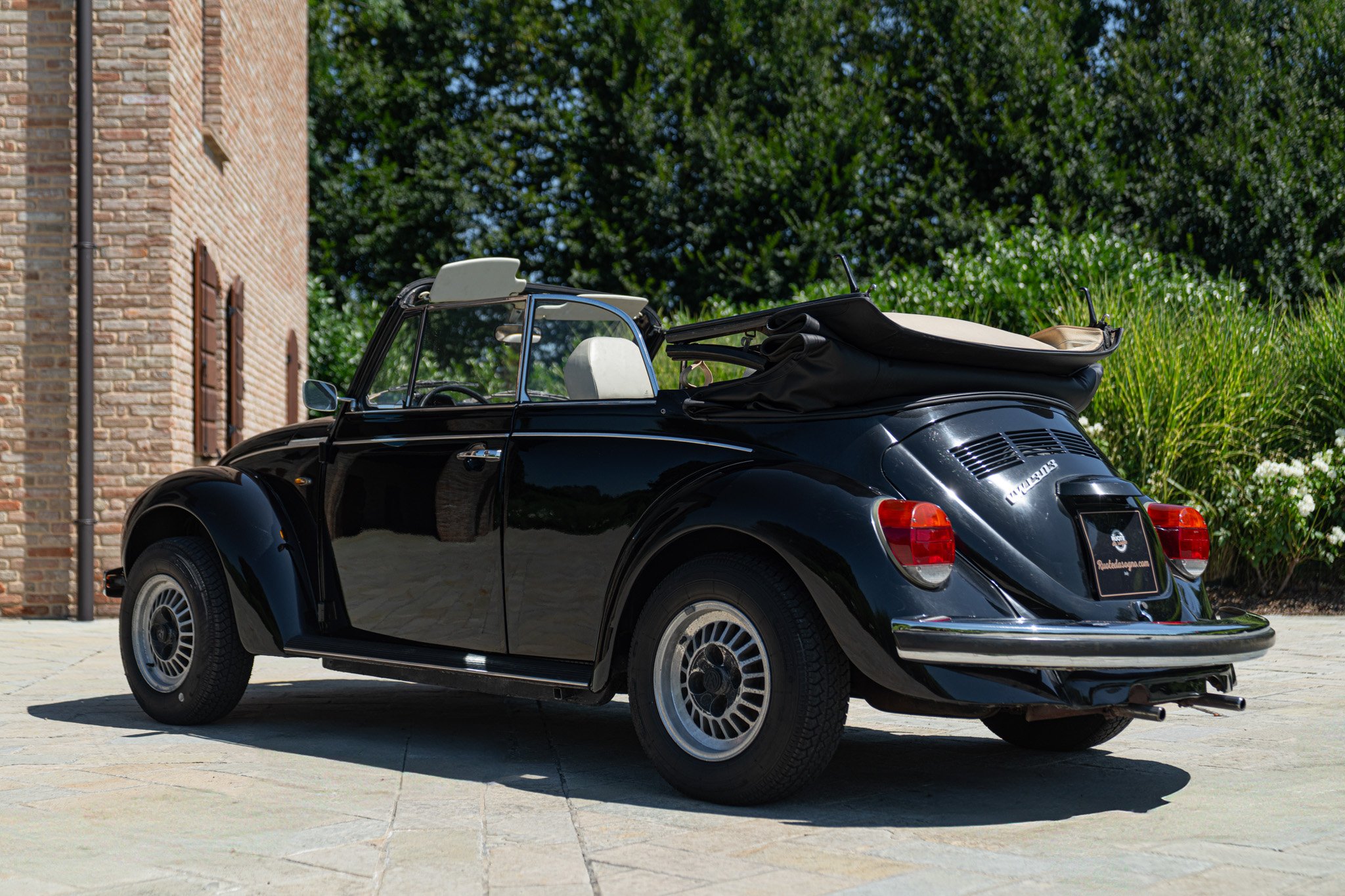 Volkswagen MAGGIOLONE CABRIOLET 1303 