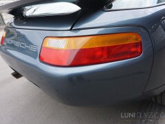 Porsche 928 S4