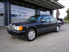 Mercedes Benz  190 E 2.3