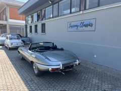 Jaguar E-type 4.2 OTS Series 2