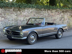 Mercedes Benz 230 SL Pagode mit Hard-Top und Stehendem 