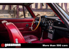 Aston Martin DB6 Vantage Sports Saloon 