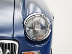 MG B GT \'73 