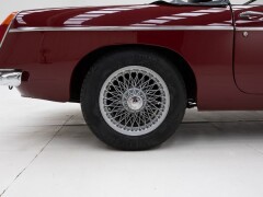 MG B \'74 