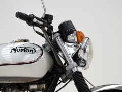 Norton Commando 850 \'75 