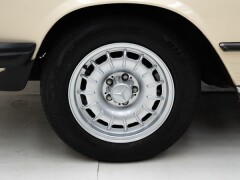 Mercedes Benz 380 SL + hardtop \'82 