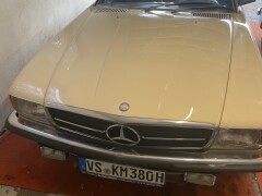 Mercedes Benz 380SL 107