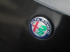 Alfa Romeo GT COUPE\' JTS \"DISTINCTIVE EDITION\" 