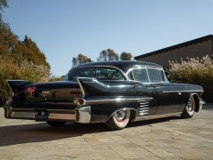 Cadillac SPECIAL SERIES 62 FLEETWOOD SEDAN 