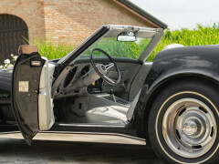 Chevrolet Corvette C3 Stingray 