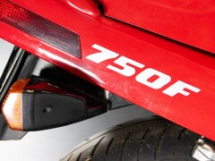 Honda VFR 750 