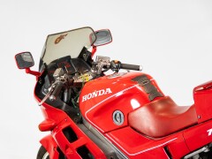 Honda VFR 750 