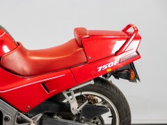 Honda VFR 750 