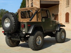 Jeep CJ7 