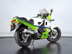 Kawasaki GPZ 600 R 