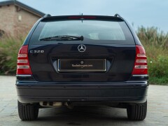 Mercedes Benz C 320 