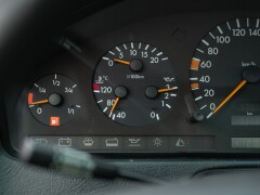 Mercedes Benz SL 600 V12 