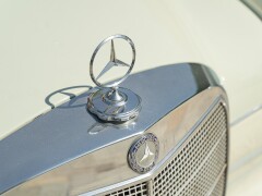 Mercedes Benz 200 CODINE 