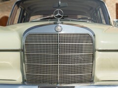 Mercedes Benz 200 CODINE 