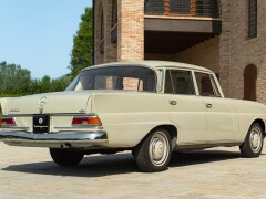 Mercedes Benz 200 CODINE 
