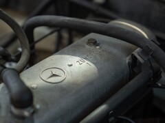 Mercedes Benz 200 CODINE 