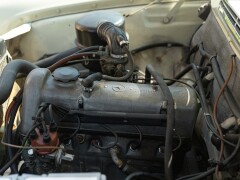 Mercedes Benz 200 CODINE 