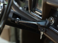 Mercedes Benz 200 CODINE 