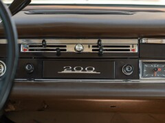 Mercedes Benz 200 CODINE 