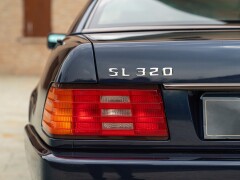 Mercedes Benz SL 320 