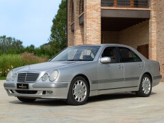 Mercedes Benz E430 V8 