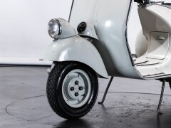 Piaggio VESPA 125 FARO BASSO 