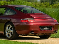 Porsche 996 (911) CARRERA 