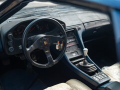 Porsche 928 