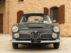 Alfa Romeo 2600 SPIDER TOURING 