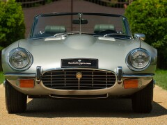 Jaguar E TYPE V12 SPIDER 