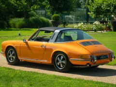 Porsche 911 T 2.2 TARGA 