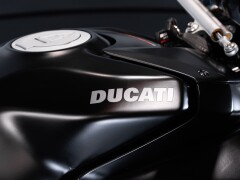 Ducati Ducati Streetfighter V4S 