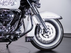 Harley Davidson ROAD KING CLASSIC 