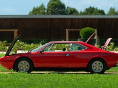 Ferrari DINO 308 GT4 