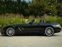 Mercedes Benz SLS AMG Roadster 