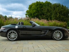 Mercedes Benz SLS AMG Roadster 