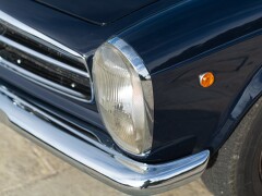 Mercedes Benz 280 SL 