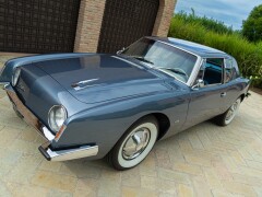 Studebaker AVANTI SUPERCHARGED 