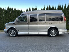 GMC  GMC Savana \'10